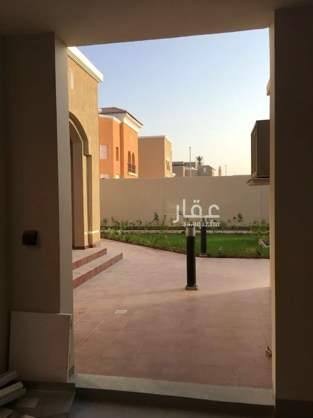 فيلا 10 غرف في النورس 9