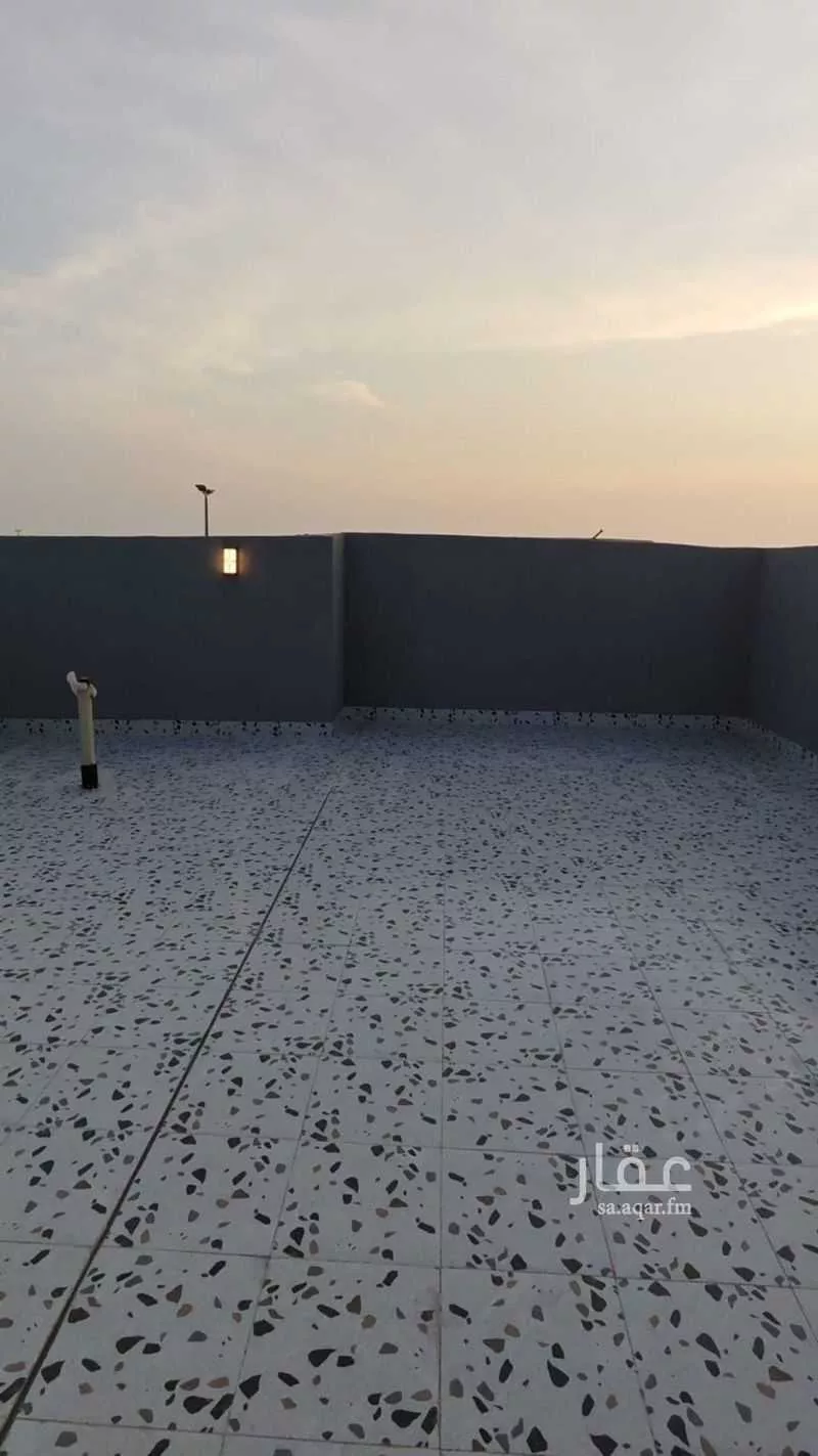 فيلا 6 غرف في ضاحية الملك فهد 14