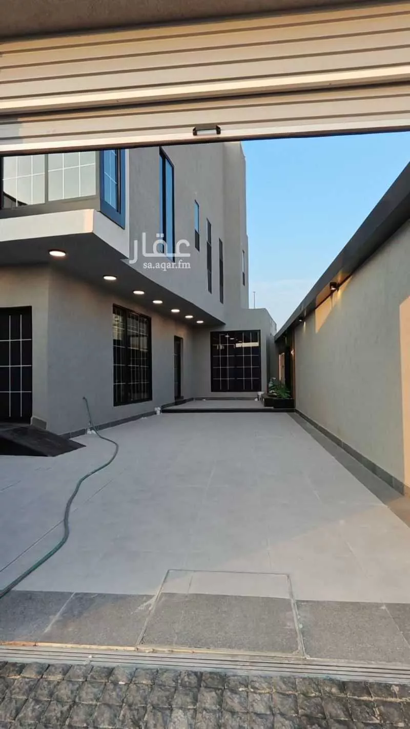 فيلا 6 غرف في ضاحية الملك فهد 22