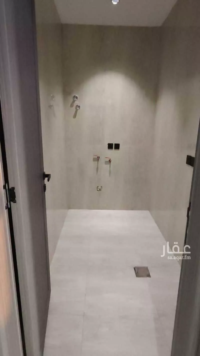 فيلا 6 غرف في ضاحية الملك فهد 23