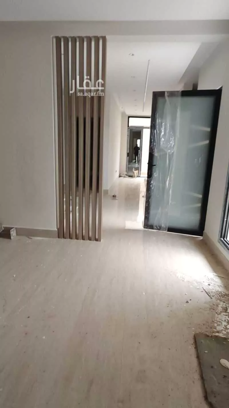 6 bedroom villa in Dahiat King Fahd 4