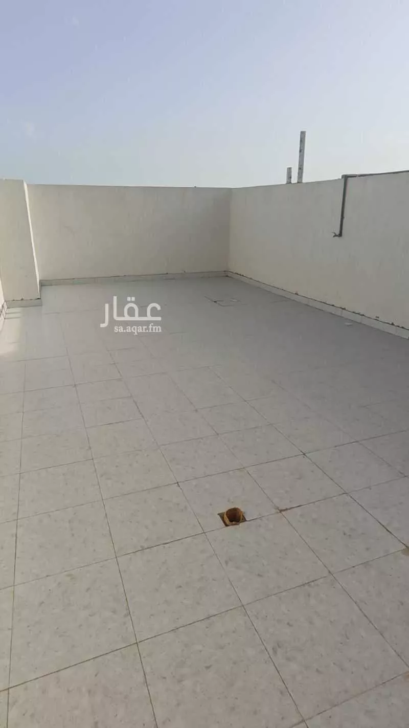 فيلا 5 غرف في ضاحية الملك فهد 6