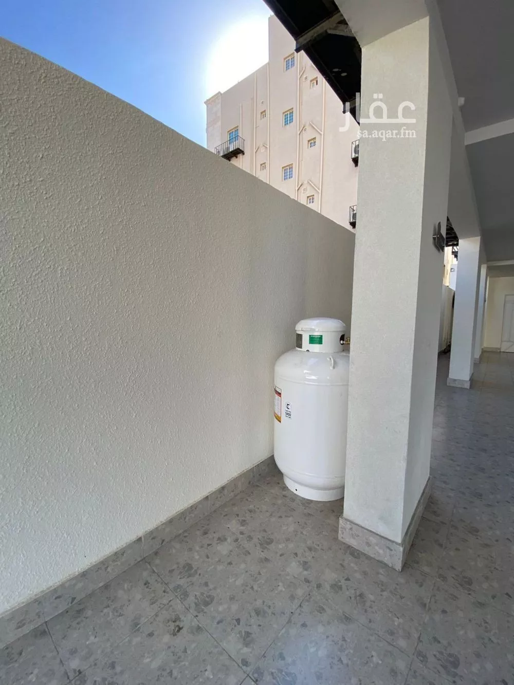 3 bedroom apartment in Al Rawdah 2