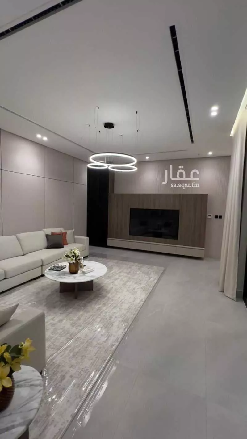 فيلا 7 غرف في السيف 17