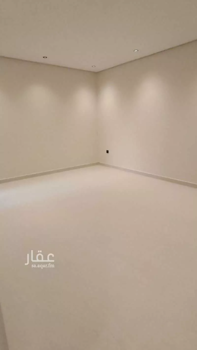 فيلا 6 غرف في ضاحية الملك فهد 7