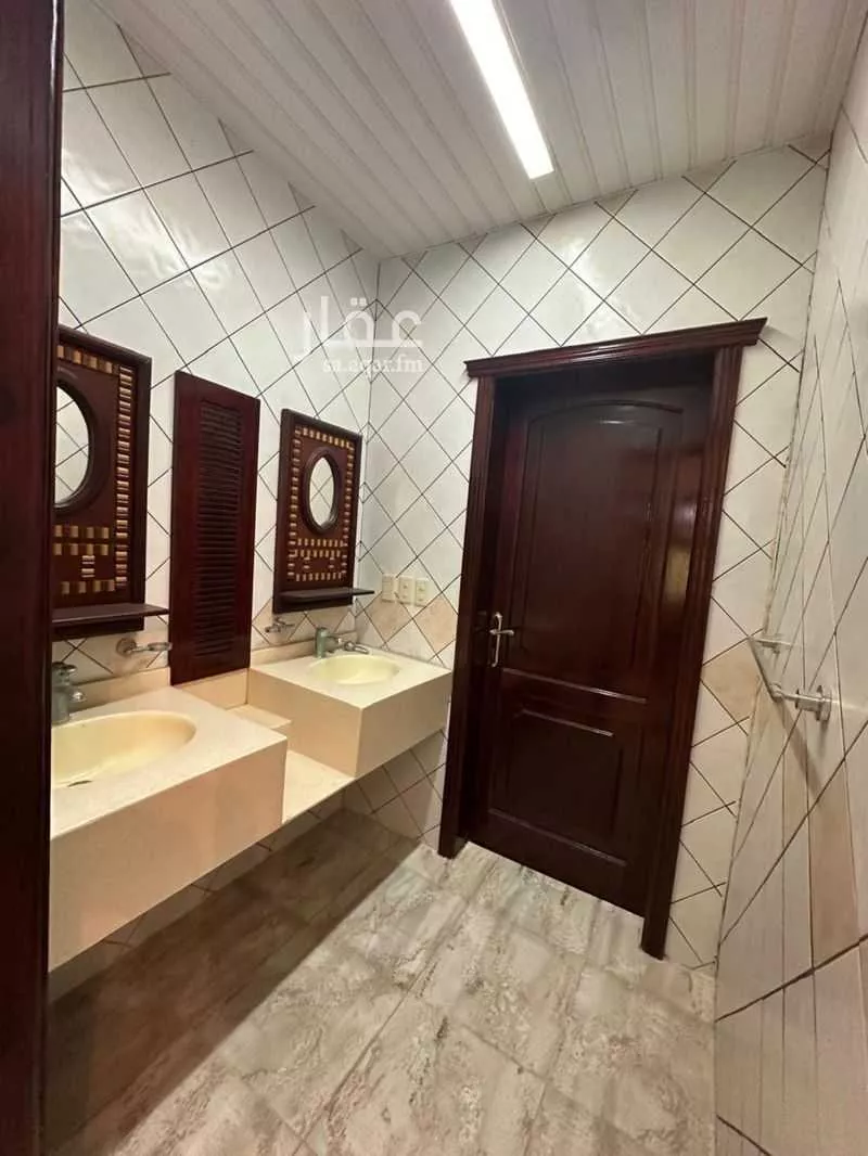 8 bedroom villa in Ash Shati Al Gharbi 4
