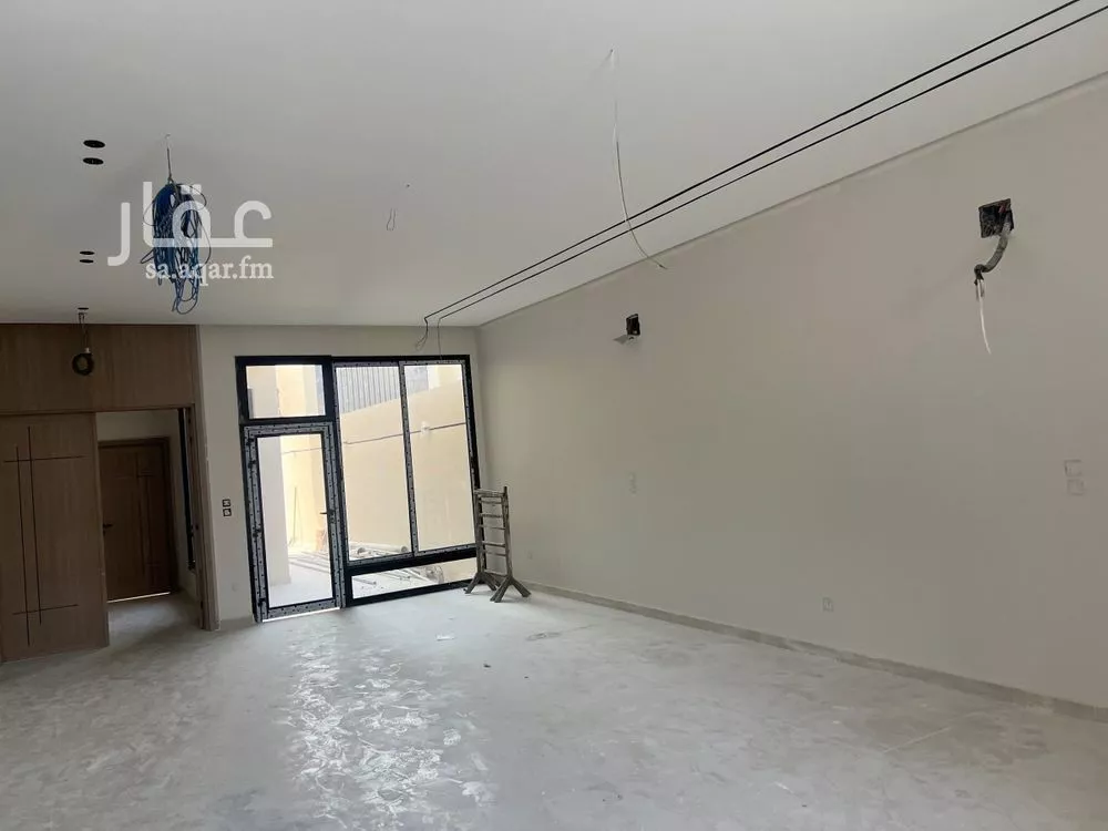 6 bedroom villa in Al Muntazah 2