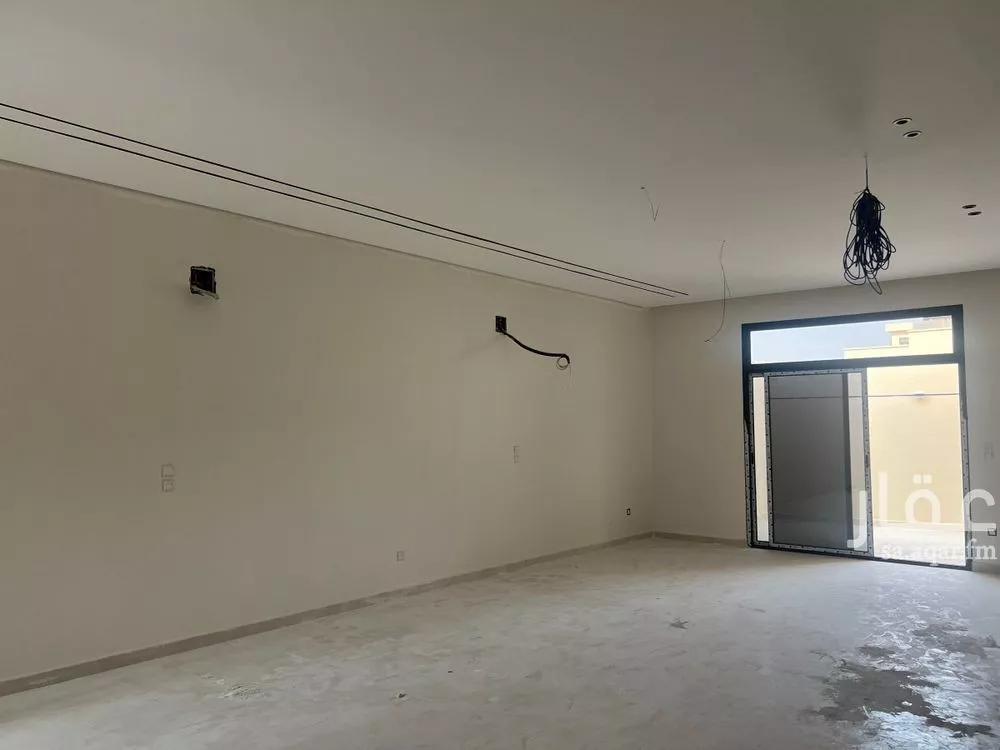 6 bedroom villa in Al Muntazah 4