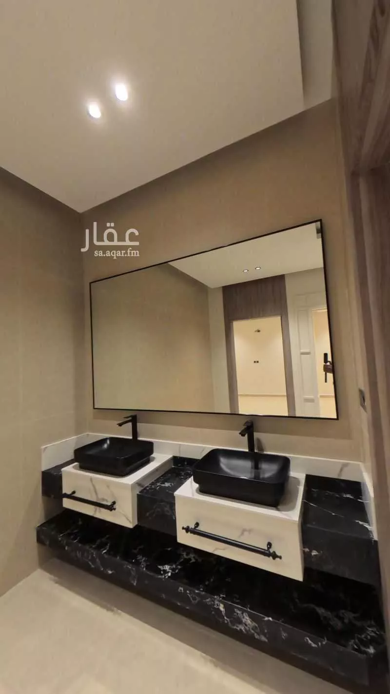 فيلا 6 غرف في احد 15