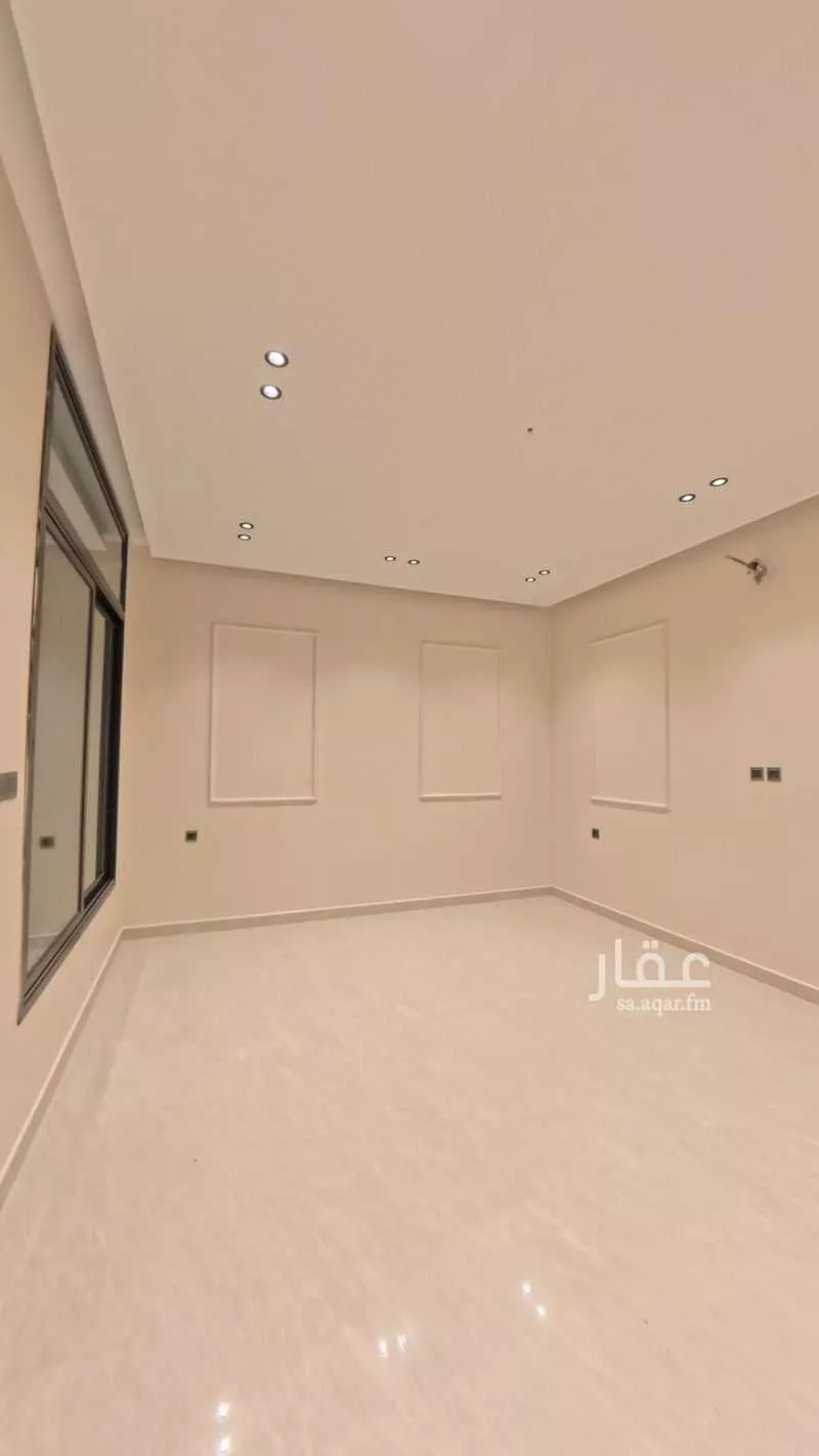 فيلا 6 غرف في احد 19