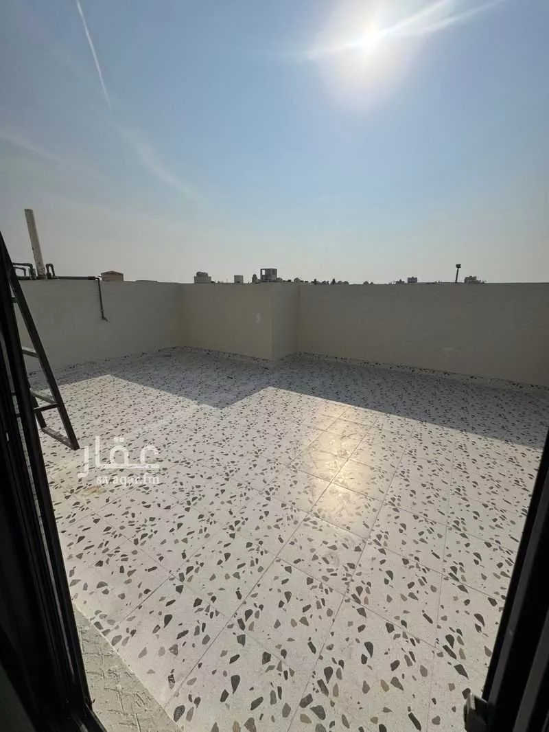 8 bedroom villa in Dahiat King Fahd 17