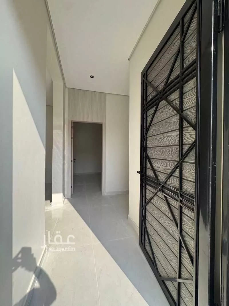 8 bedroom villa in Dahiat King Fahd 6