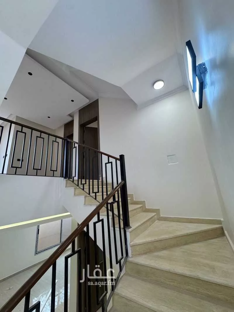 8 bedroom duplex in Dahiat King Fahd 11