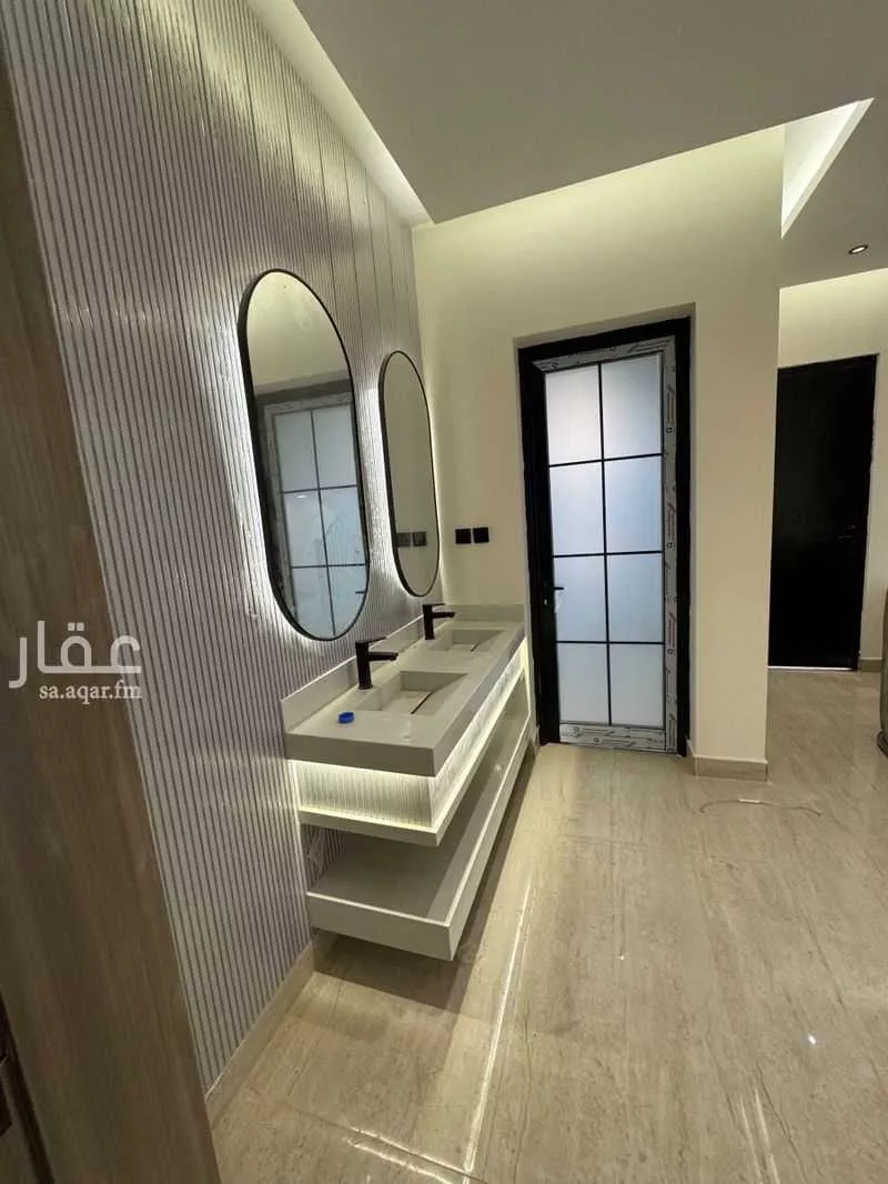 8 bedroom duplex in Dahiat King Fahd 6