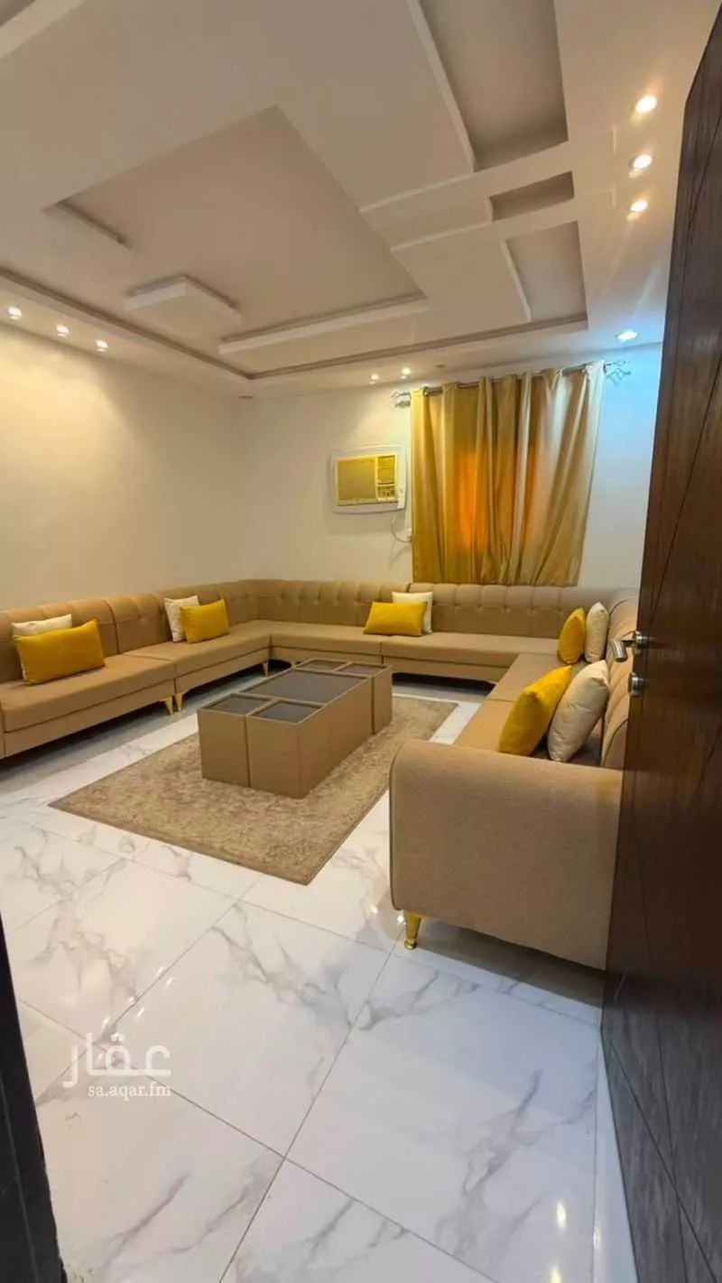 3 bedroom apartment in Al Shati, Jazan 4
