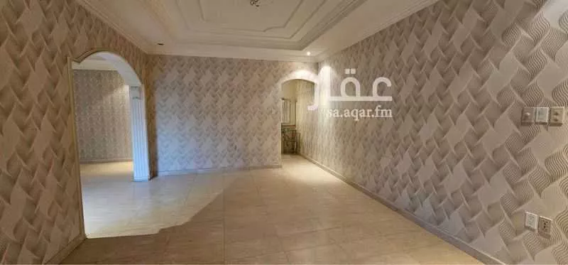 8 bedroom villa in Uhud 18