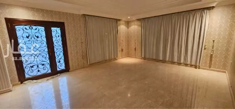 8 bedroom villa in Uhud 23