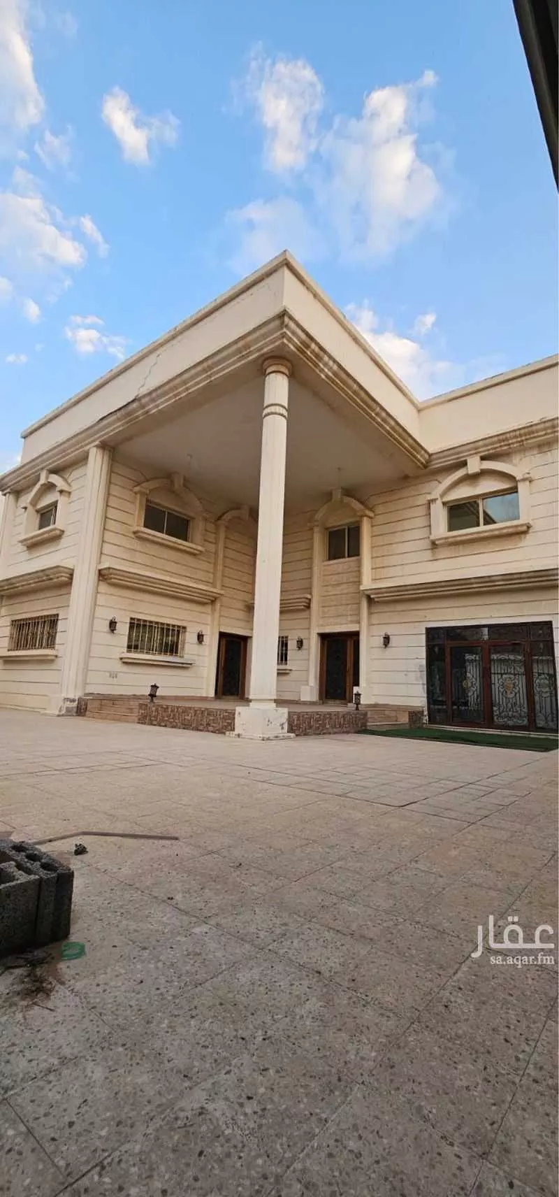8 bedroom villa in Uhud 4