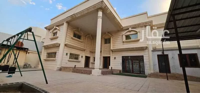 8 bedroom villa in Uhud 6