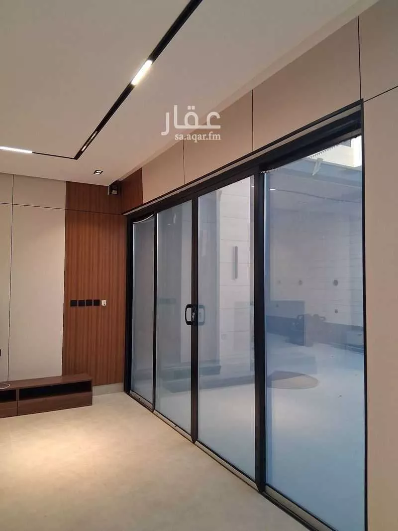 6 bedroom villa in Ash Shulah 13