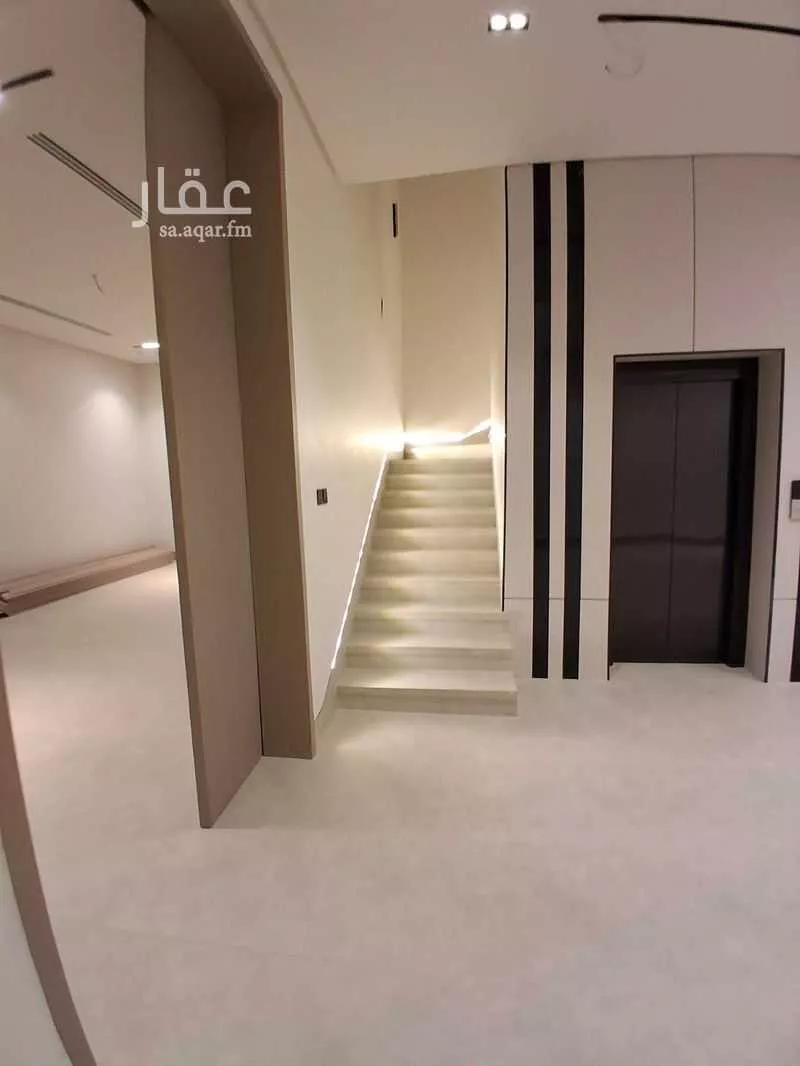 6 bedroom villa in Ash Shulah 17