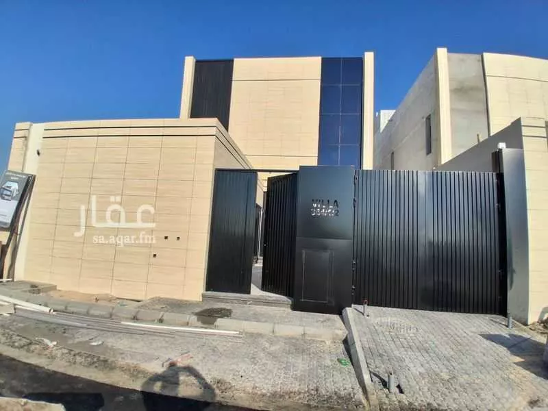 6 bedroom villa in Ash Shulah 3