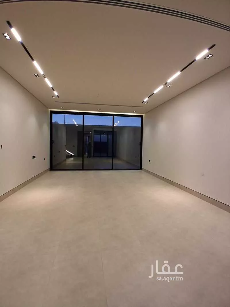 6 bedroom villa in Ash Shulah 23