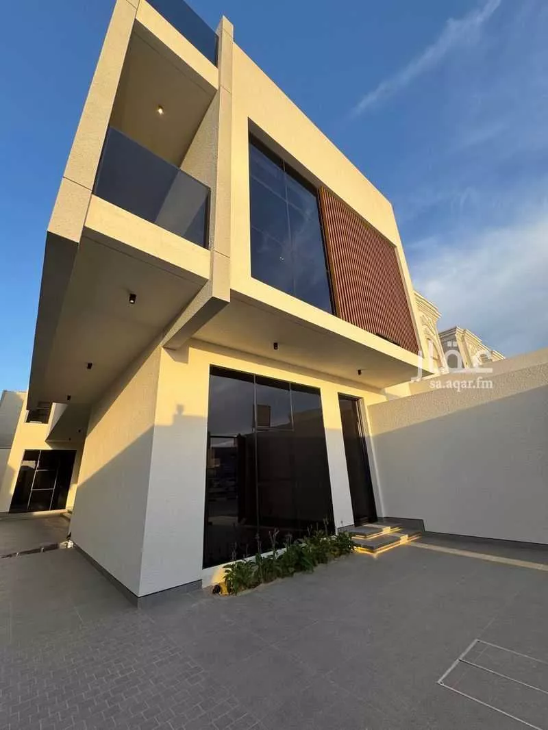 12 bedroom villa in As Saif 7