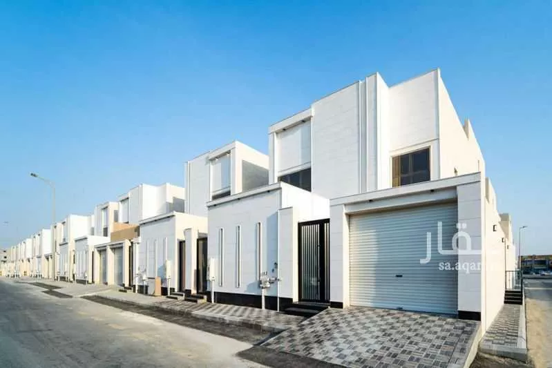 8 bedroom villa in Al Amal 12