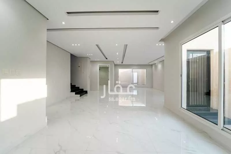 8 bedroom villa in Al Amal 25