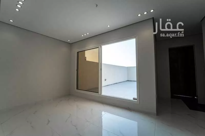8 bedroom villa in Al Amal 26