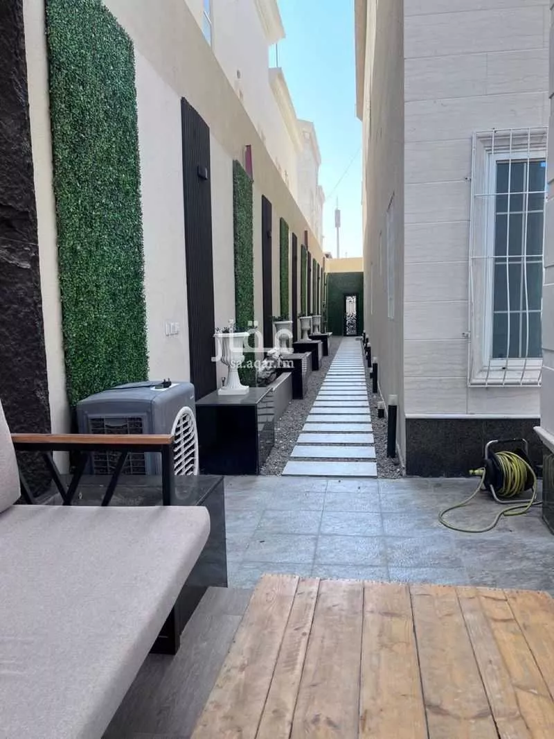 6 bedroom villa in Al Faisaliyyah 7