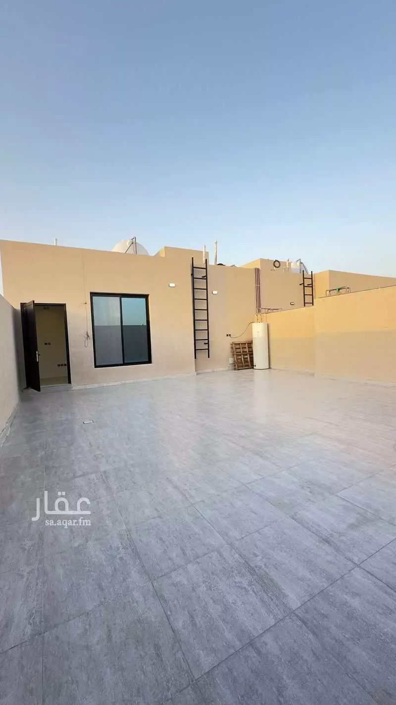 8 bedroom villa in Dahiat King Fahd 3