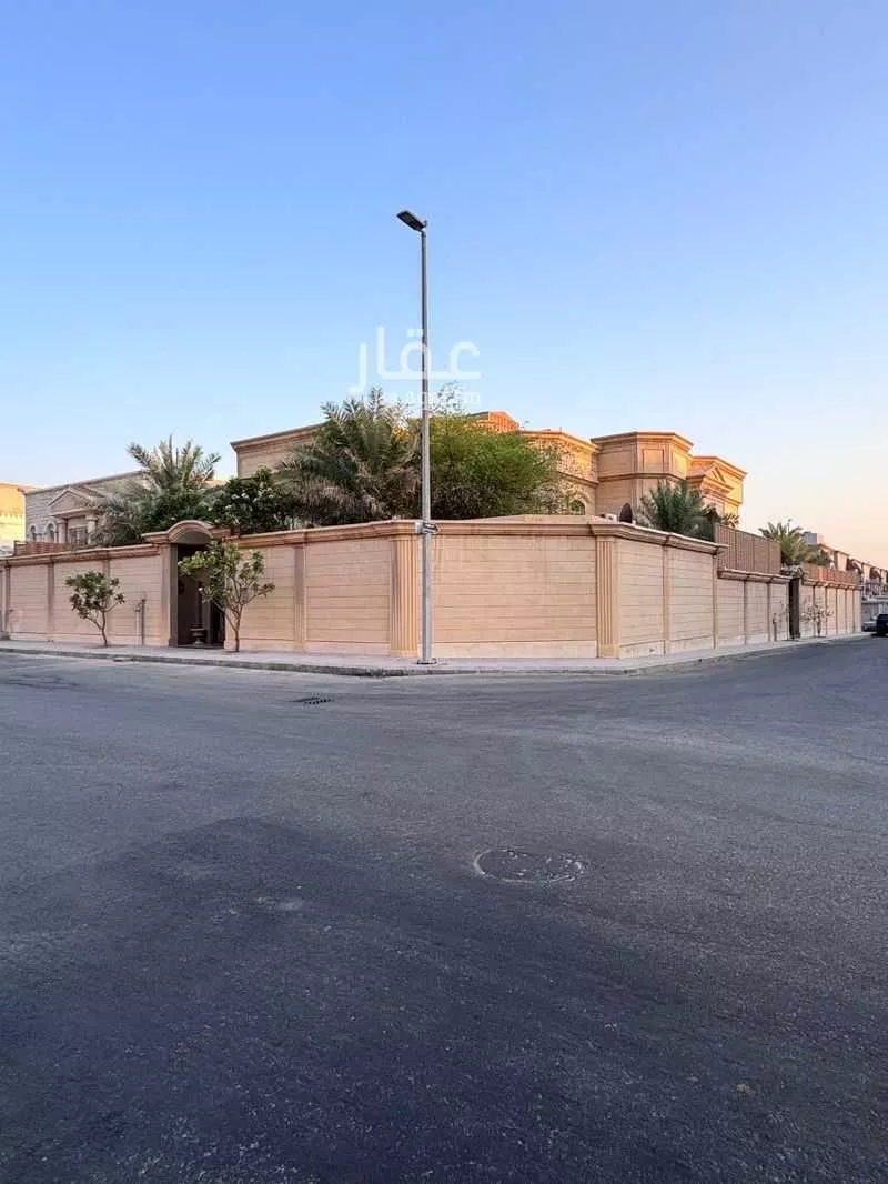 10 bedroom villa in Al Nuzhah 6