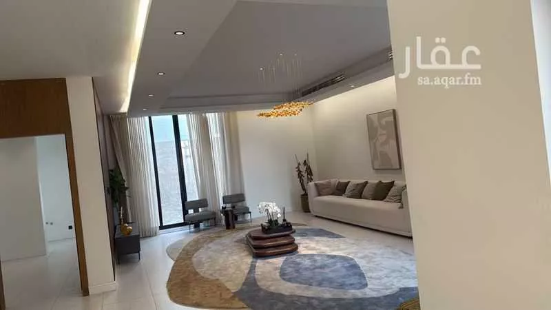 فيلا 9 غرف في السيف 6