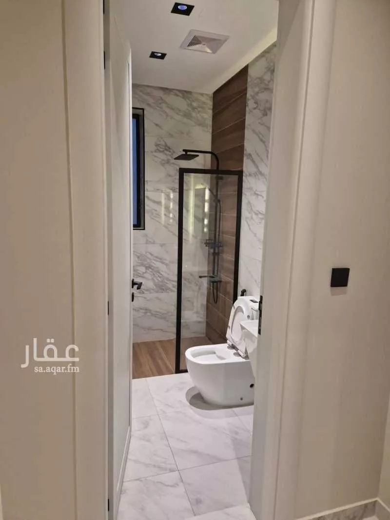 فيلا 8 غرف في الفنار 5