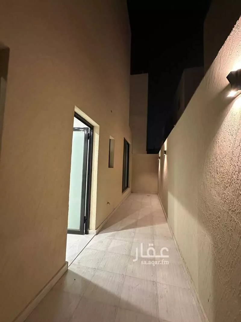 فيلا 9 غرف في ضاحية الملك فهد 21