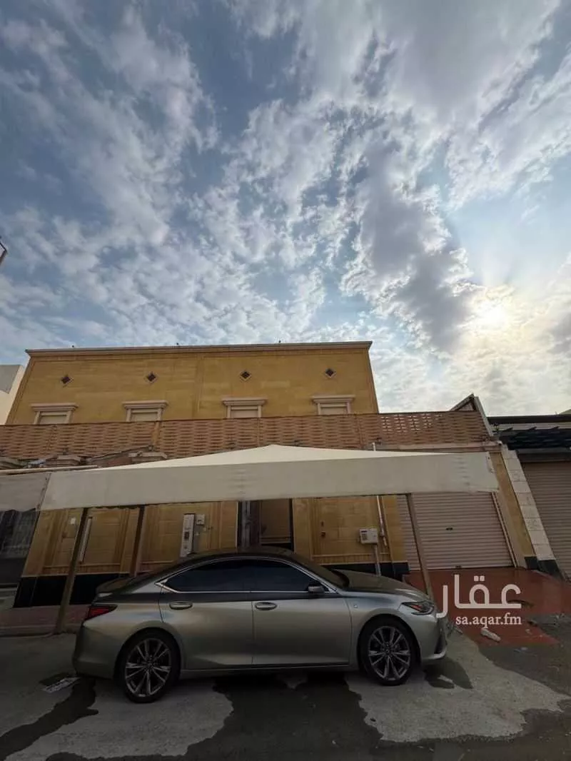 6 bedroom villa in Dahiat King Fahd 6