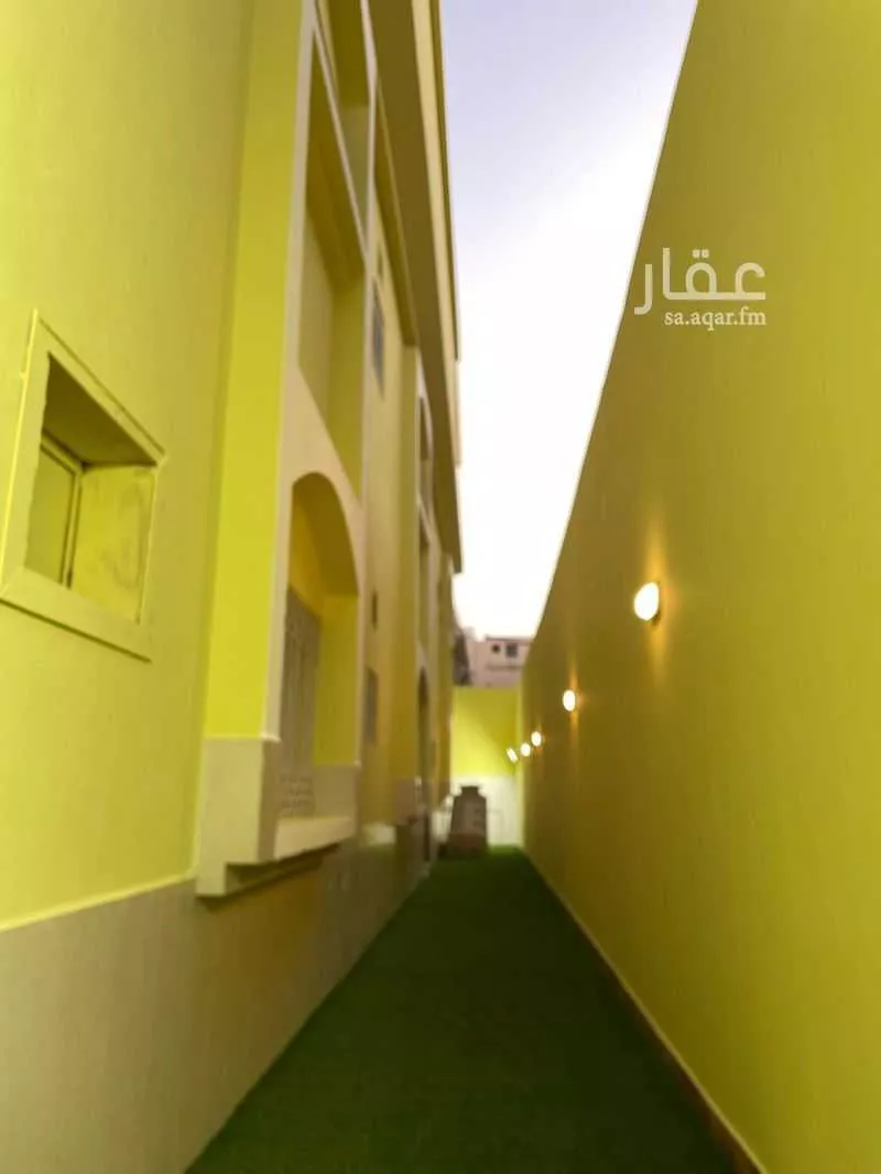 7 bedroom villa in Al Rawdah 2