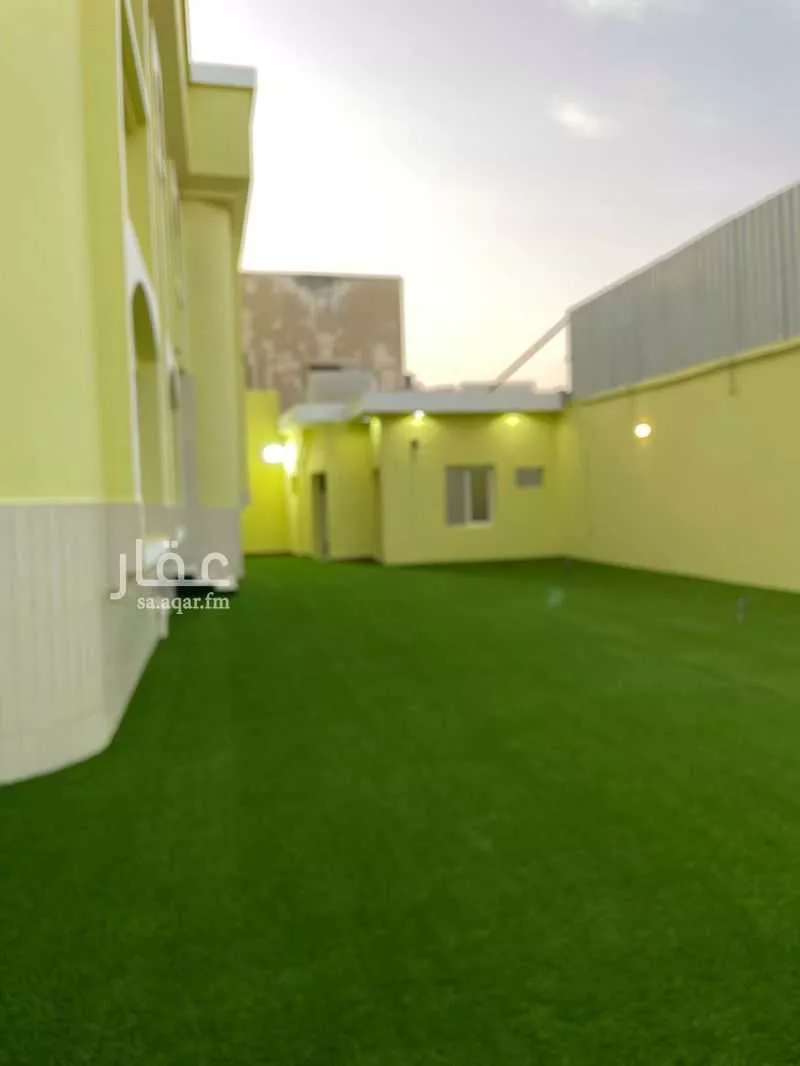 7 bedroom villa in Al Rawdah 3