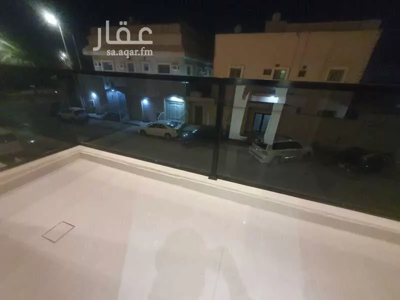 9 bedroom villa in Uhud, Eastern Province 8