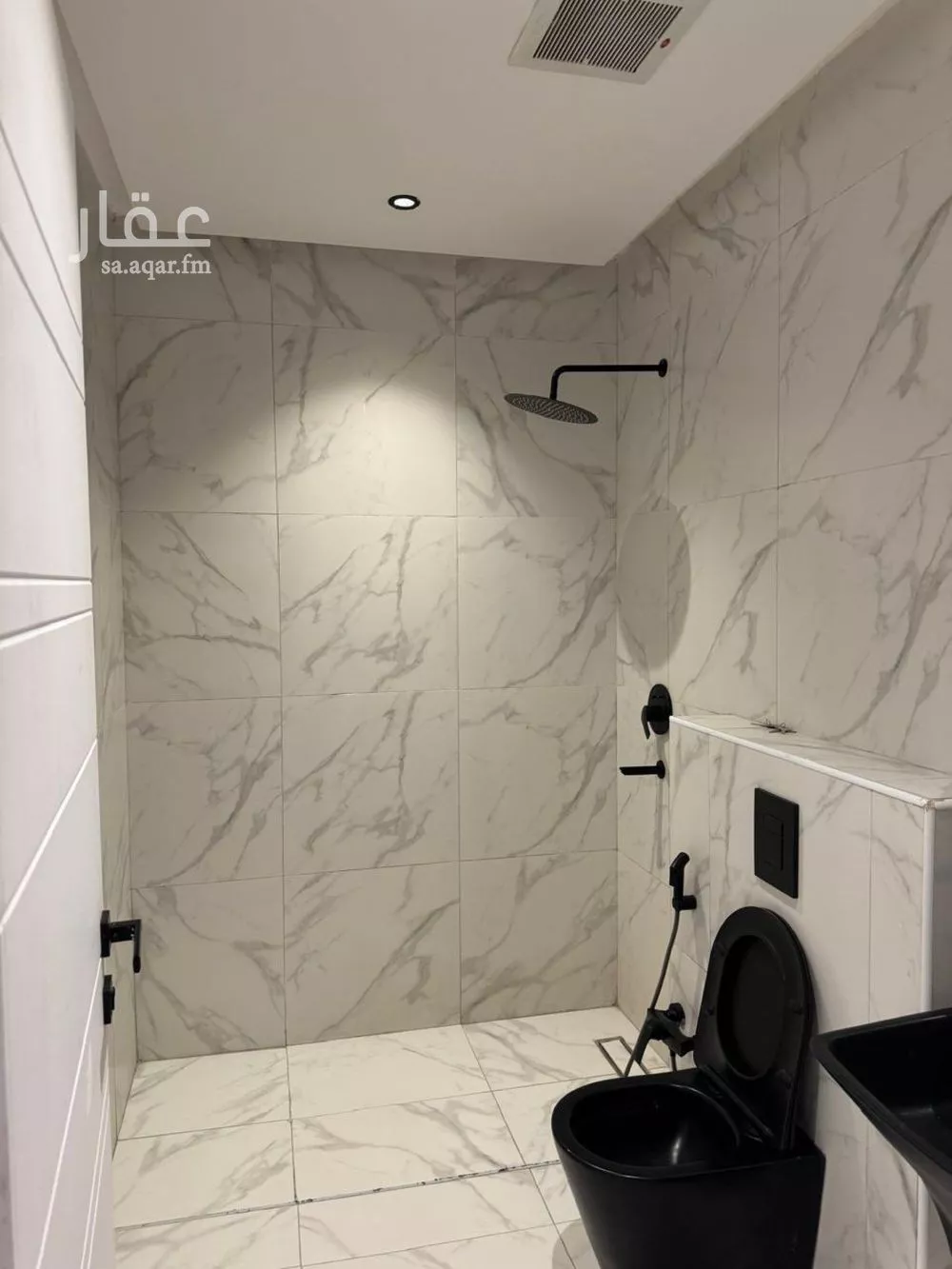 3 bedroom apartment in Al Malqa 3