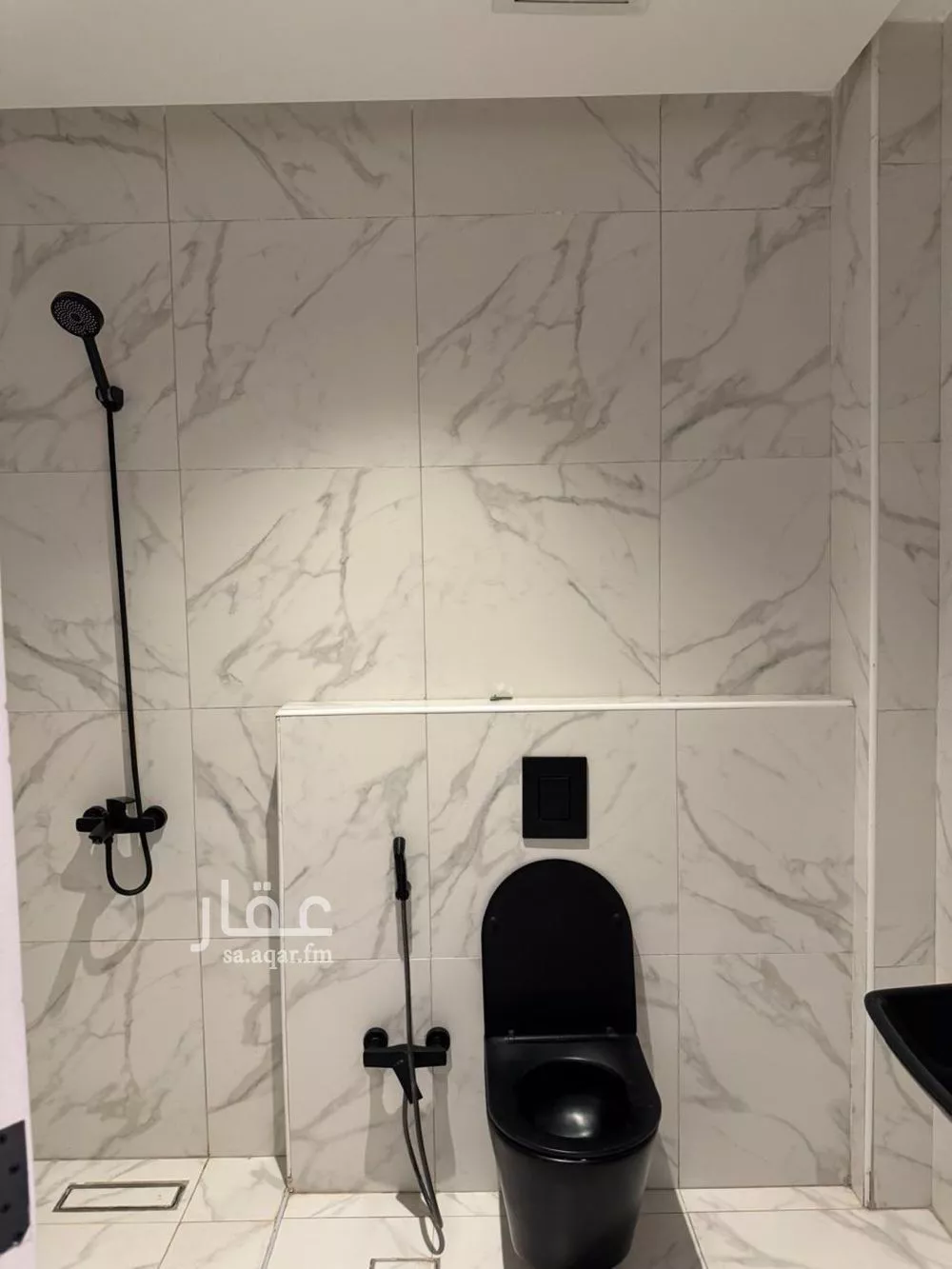 3 bedroom apartment in Al Malqa 5