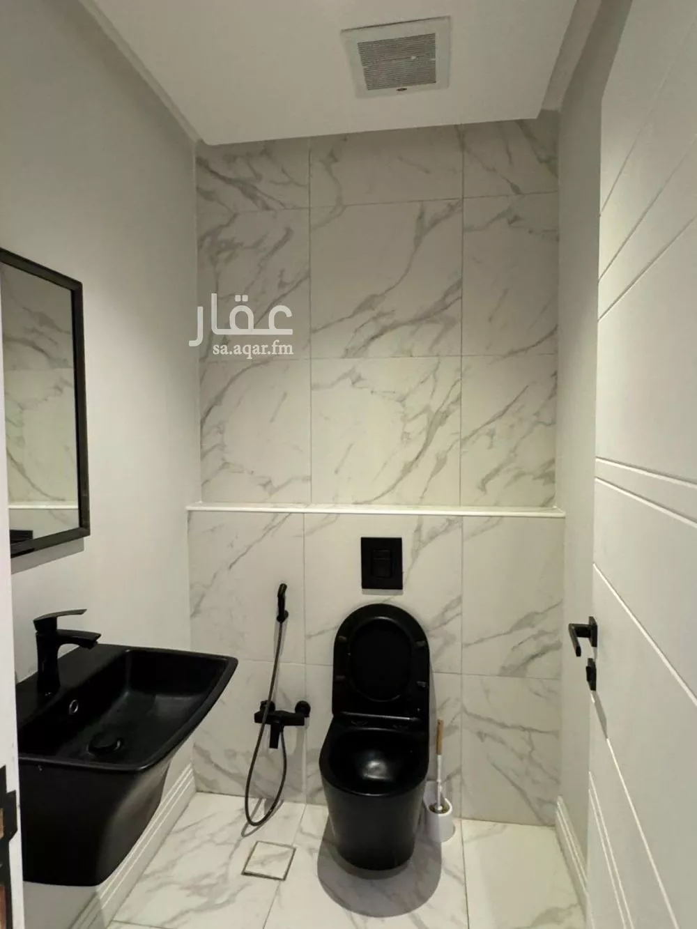 3 bedroom apartment in Al Malqa 8