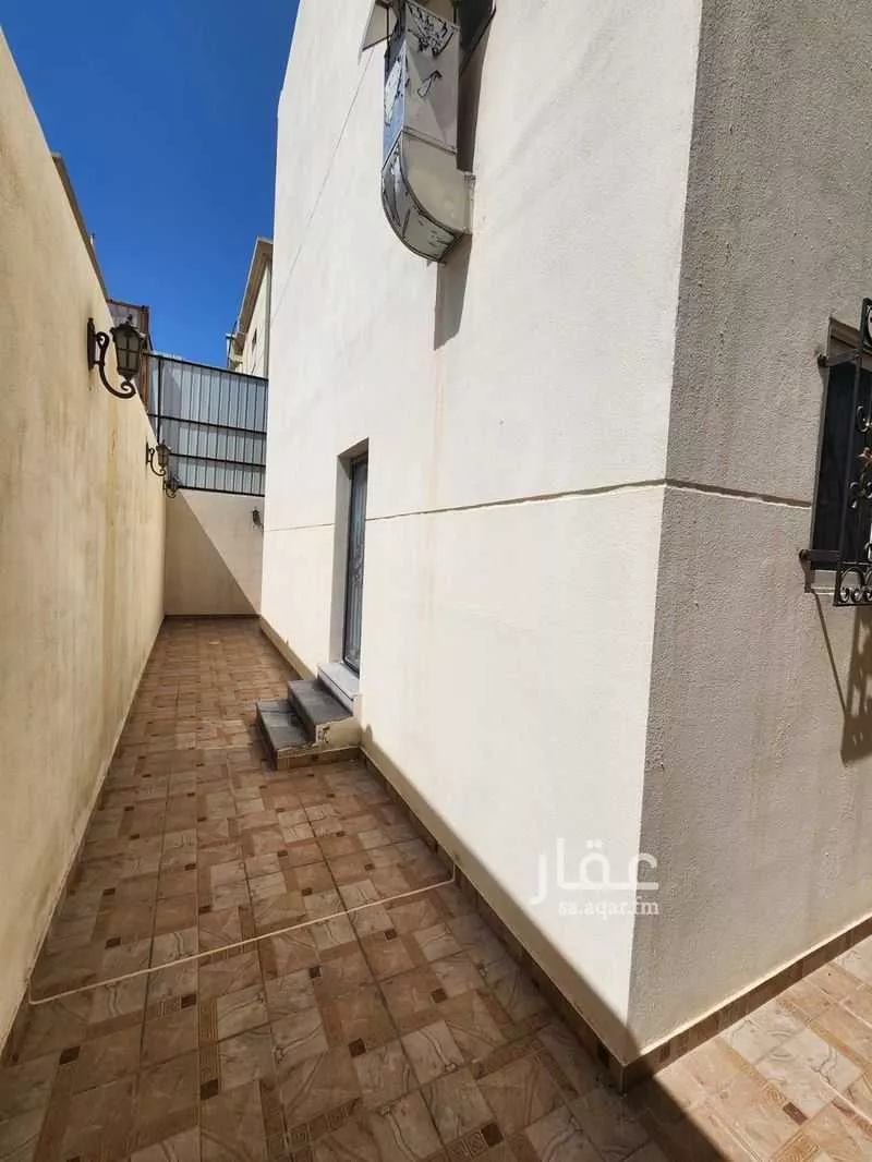 فيلا 14 غرف في النزهة 6