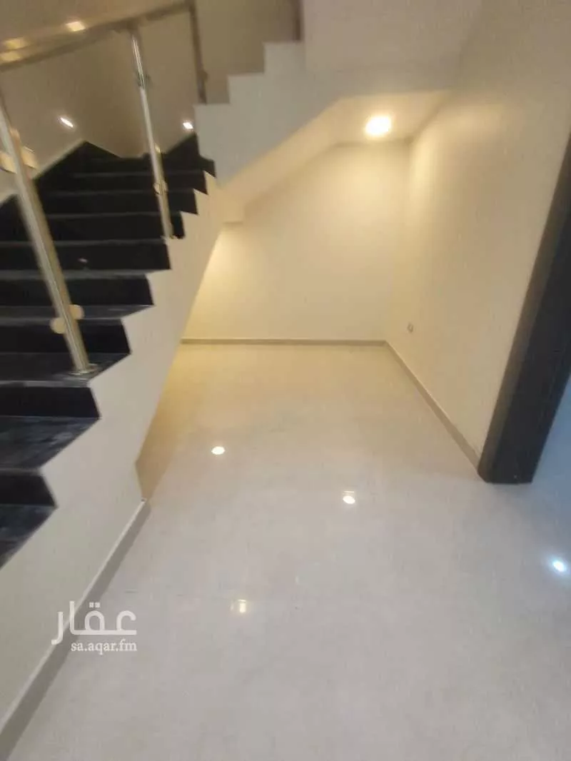 10 bedroom duplex in Uhud 17