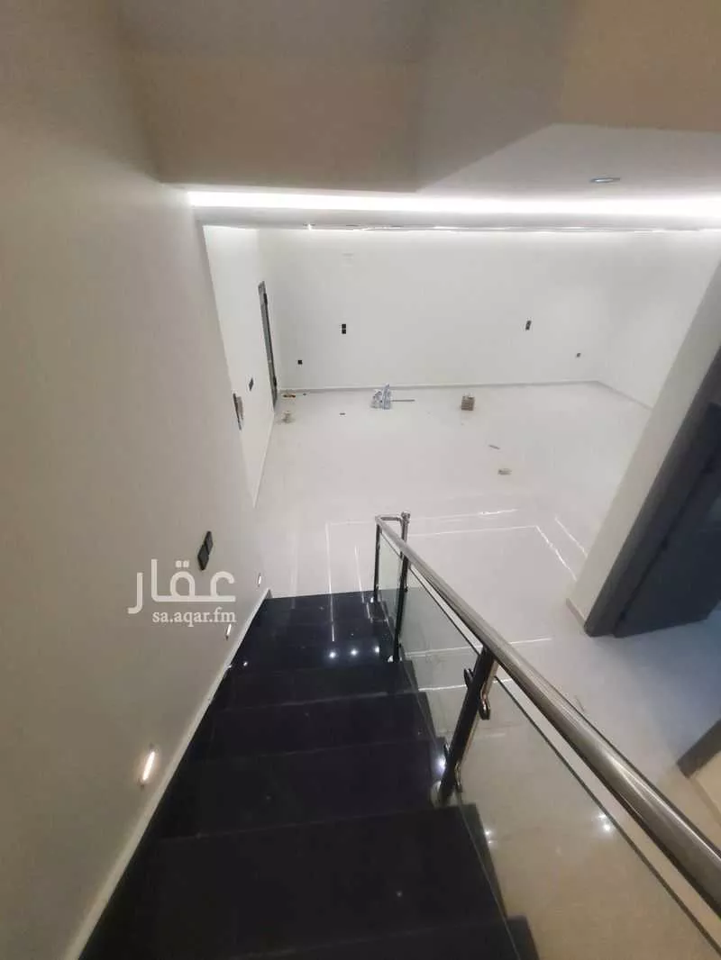 10 bedroom duplex in Uhud 25