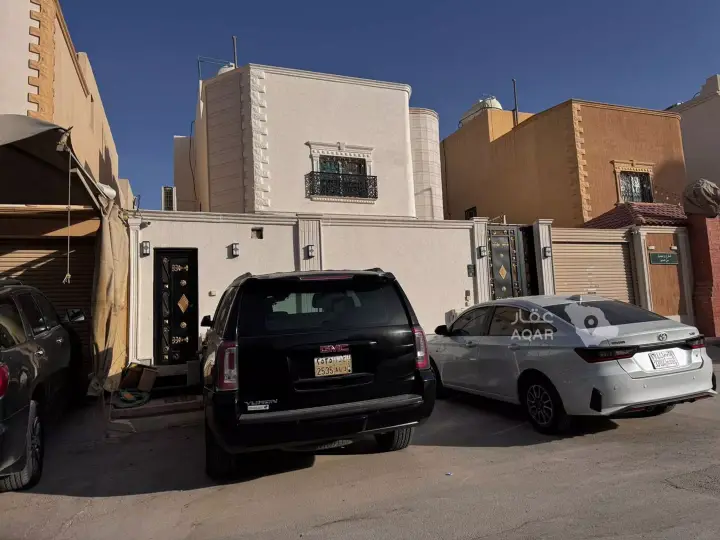 4 bedroom villa in Al Aqiq, Riyadh