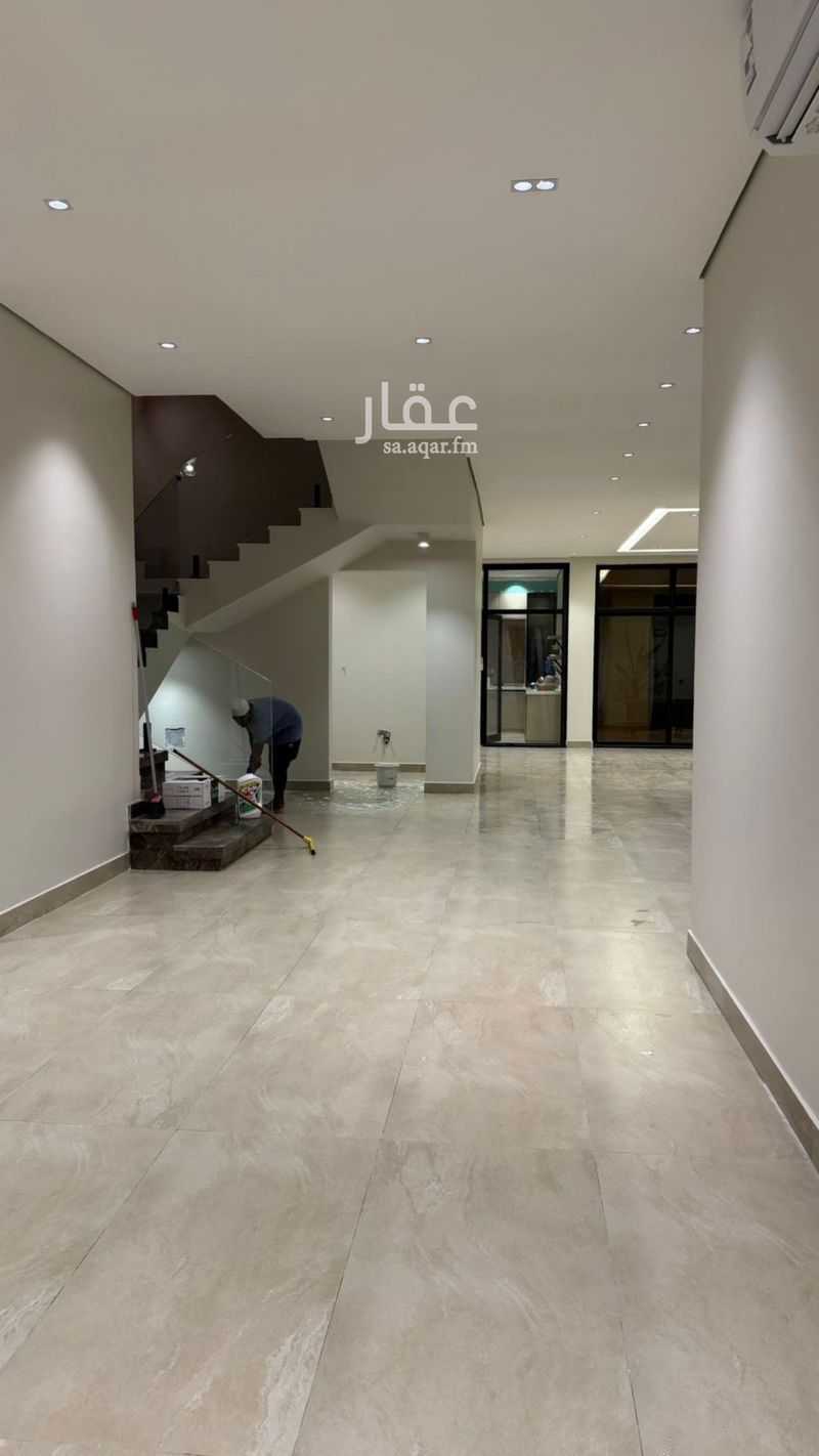 فيلا  في الانوار، الخبر 12