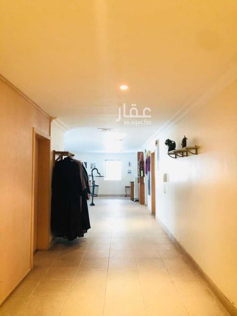 6 bedroom villa in Al Hamra, Eastern Province 9